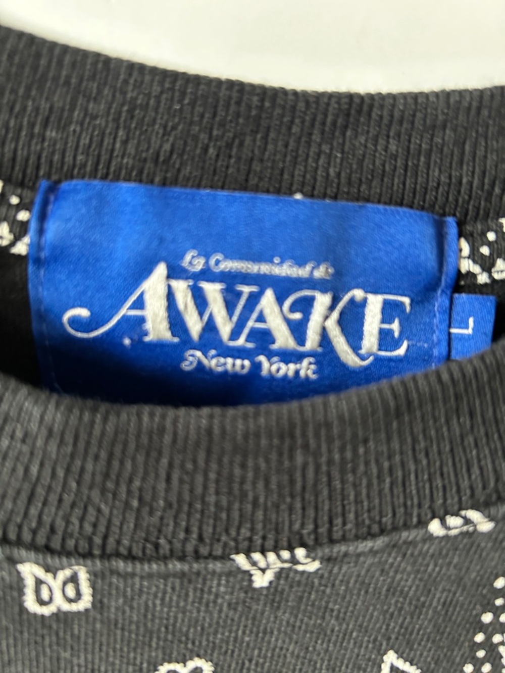 Awake New York Black and White Bandana Print Long Sleeve Top sz L - Picture 3 of 7